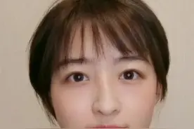 打球垫脚，这是职业赛场，还是大学生联队办的事？！#女篮孙丽被垫脚受伤 #篮球 #犯规 