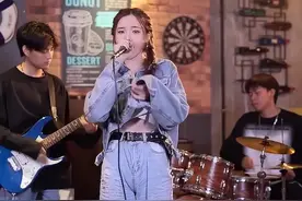 一生有爱何惧风飞沙#天下 #热门歌曲