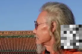 沈阳故宫最潮环卫大爷🔥了！@抖音短视频 视频封面