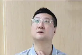 很多朋友都关心我的脖子，其实我脖子粗是职业病#职业病又犯了 #抖音小助手 视频封面