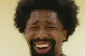 对于丁威迪来说，打篮球只是他的一个“副业”。#只关于篮球 #丁威迪