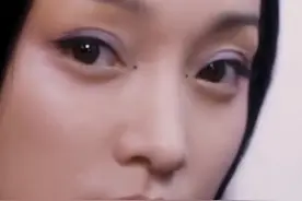 “你有过人的体温吗？有过心跳吗？闻过花香吗？看得出天空的颜色吗？你流过眼泪吗？”#画皮2 #经典台词 #周迅视频封面