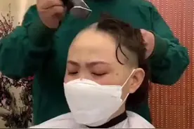 泪崩！甘肃第三批 #支援武汉医疗队集结出发，女医护含泪剃光青丝！