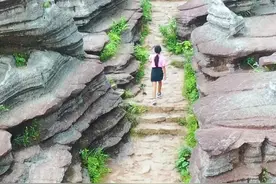令人意外！贵州村民无意中挖出5亿年前形成的红石林，太震撼了！#旅行大玩家 #带你看风景 #大自然的鬼斧神工视频封面