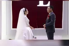 没有天生就合适的两个人 只不过需要两个相爱的人 彼此磨合 彼此包容 共同成长 然后成为那个更好的自己#婚礼 #婚姻 #爱情 #主持人 #婚礼现场 @抖音短视频 视频封面