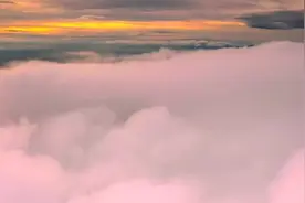 我这几天是怎么了，特别的想跟她天天在一起，难道我是喜欢上她了