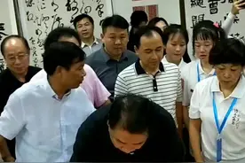 著名表演艺术家姜昆宜昌秀书法视频封面