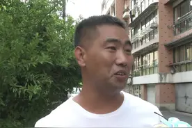 儿子刷脸打开老爸苹果手机  自带亲子鉴定功能？#浙江dou知道 视频封面