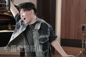 #一起向未来高音卷起来了 #一起向未来音乐短片 录制现场实力唱将飙高音，卷起来了呀😂 #张艺兴#容祖儿#周深#常石磊#张靓颖#袁娅维#张杰#郁可唯视频封面