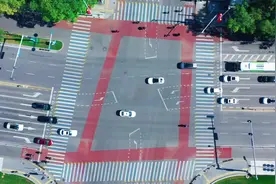 延庆区地处北京市西北部，冬冷夏凉，素有北京“夏都”之称视频封面