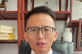 挡风玻璃被石头打碎，爆胎，可以这样索赔，不用报保险，也不用自己花钱视频封面