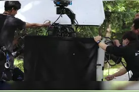 #张子枫毕业视频同学录 张子枫校园造型太绝了！想当妹妹的同学，想跟妹妹坐同桌！视频封面