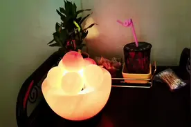 超舒服消除浮肿的SPA  喜马拉雅红盐具有散热慢、温度持久的特点视频封面
