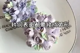 之前俄罗斯花嘴花束蛋糕，大家评论我都看了，希望这个教程帮到你们！@抖音短视频 #蛋糕培训 #烘焙培训