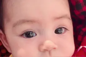 有些娃，颜值出生即巅峰～快来看看19个月的娃有越来越好看吗#人类幼崽成长记 #可爱的女鹅 #骗你生女儿