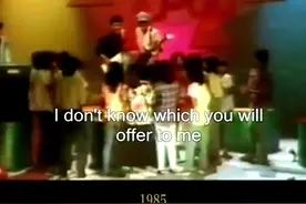 1985年发行的印度尼西亚歌曲《Madu Dan Racun（蜂蜜与毒药）》，由Bill & Brod乐队组合演唱。#音乐推荐 #怀旧经典 #印尼语 #流行神曲