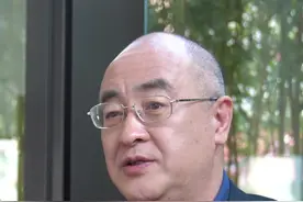 赵燕菁：解决住房的根本不靠政府分房，而是如何让年轻人通过自己的努力也能买得起房#房地产 #住房 视频封面