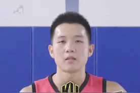 nba常见突破动作，慢三步突破上篮！吉诺比利常用技巧！球场靓仔必备技能包#篮球 #篮球教学 @抖音小助手