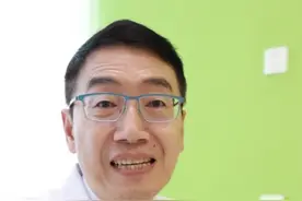 宝宝10个月了便秘怎么办？可以吃乳果糖吗？怎么吃呢？要不要用开塞露？ #金牌育言家  #崔玉涛  #人类幼崽成长计划  #小朋友眼中的大世界 视频封面