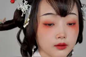 长脸型.单眼皮.踏鼻子.妆后太美了古风化妆造型.#古风古美人 #古风视频封面