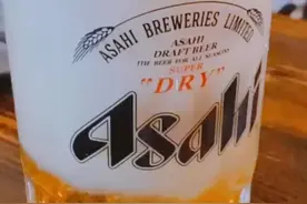 Asahi不惜高出普通啤酒成本，让懂的享受啤酒的人喝到纯正滋味 #Asahi #朝日啤酒 #美食分享视频封面