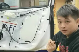 汽车音响来说，门板就是喇叭箱体，效果好不好，箱体很重要！