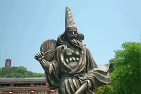 红烧狮子头没狮子，大虾酥里没大虾，丰都鬼城没有鬼视频封面
