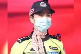 汉警快骑小姐姐来啦！#武汉视频封面