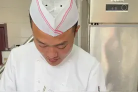 茄子和藕的组合，好吃下饭…做的不好仅供参考……感谢您的支持🙏