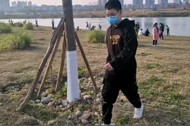 儿子生日快乐，世上没有完美的妈妈，但是没有谁比妈妈更爱你的，生你是我的意，养你是我的责任，我给不了你全世界最好的，但只要你想要的，我定尽所能倾我所有去爱你，愿你平安快乐，健康成长。视频封面