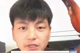 #小七歌 螃蟹断腿从生，然后吃腿在从生可能吗？实验开始。#螃蟹🦀