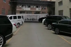 小家电是中山强势产业，南头、东凤、小榄，都有大量小家电工厂，今天参观的这家，除了自有品牌，还为各大品牌代工。