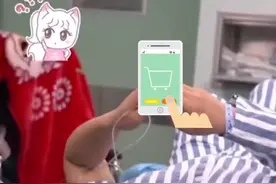 女子麻醉还没醒，对着空气玩手机，网友：一个敢说一个敢答应。#麻醉#医生#过于真实视频封面