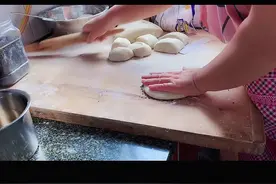 干饼制作过程#民间传统美食 #动手自己做美食