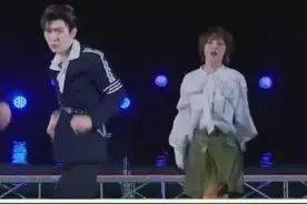 #杜华儿子 #赵小果 史上最卑微太子爷 笑不活了#娱乐评论大赏视频封面