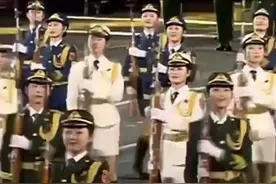【中国仪仗队女兵枪操表演】赞她！！！ #仪仗队军姿 #中国女兵 #女神视频封面