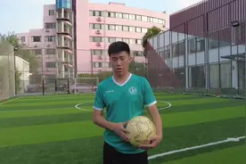 #足球 #唯有足球不可辜负 #足球教学  为什么你的假动作过不了人视频封面