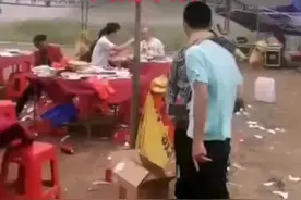 台风见证爱情 新郎新娘天长地久 亲戚朋友吃饱就走 #结婚 #圆规 #台风视频封面