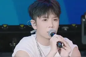#郭聪明 相信全网很多人都在问郭聪明的病情怎么样了？好了么？今天回应来了，这个话题很沉重。。。。我先说句“善语结善缘，恶语伤人心” 相信锅巴们一直都很难受，得到这个回应我们照样难过，我本人也不知道说什么，不过我们都是一家人！我们一直在！我从98k开始关注你的，相信很多人也是。你是我们锅巴的光，希望我们锅巴们也是你的光！前路漫漫人生路我们陪你一起一直走下去！@郭 聪 明 🔥 再次祝你平安喜乐～#愿所有人平安健康 视频封面