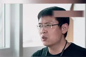 #年轻人过早放弃梦想 #为什么年轻人不去创业了 #中国年轻人的自由来自于经济  “#创业公司 都是轰轰烈烈开始，最后悄无声息地死去” ，“创业公司活下来的不到十分之一”，“我们的问题发生在成年之后”，人工智能公司#格灵深瞳 创始人、CEO赵勇，真诚直面创业九年的高光、煎熬、崩溃以及重生。#中国为什么没有马斯克视频封面