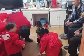孙子孙女给爷爷奶奶拜年#拍个抖音云拜年 #我的新春写真视频封面