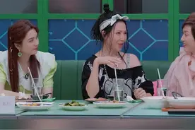 #请吃饭的姐姐 心灵手巧的张晋追蔡少芬靠爱心折纸情书，好浪漫@蔡少芬 视频封面