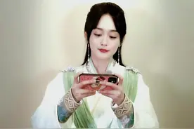 快看我的小鲁班跑起来 #暖心告白季 #跑男 #何泓姗视频封面
