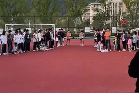 体育生挑战跳高1.85米，达到国家二级运动员标准。#运动会#跳高 视频封面