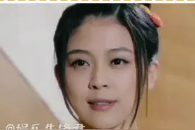 天呐！#爱情是从告白开始的  #池早早 扮演者 #卓文萱 官宣恋情！君君祝福姐姐幸福啊~@抖音短视频视频封面