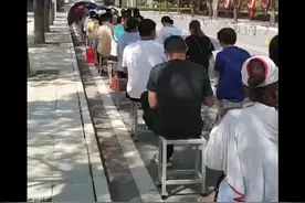户主是爷爷，房主是父母的的注意了，报名时需要拿着出生证明原件复印件，上个学大人要搞焦虑#小升初#一切为了孩子 #太不容易了 #报名 视频封面