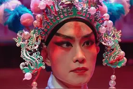 #弄丑弄弄壮共壮   @重庆市川剧院 唱响艺术双城记，共谱川剧新华.  祝第五届川剧节圆满举办视频封面
