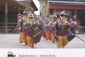 现实版小人国01：云南有个小人国，里面有63个袖珍人，每天向游客表演杂技和舞蹈！视频封面