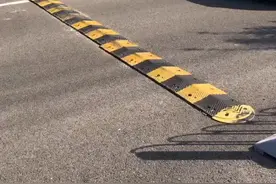 过减速带时经常出现异响，是这里出了问题！@抖音汽车 @抖音短视频 #懂车小知识视频封面