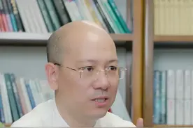 顺丰快递员被打耳光，霸气老总王卫回应：不追查到底，我直接辞职！这样的老板你喜欢吗？#管理 #领导力 #顺丰 视频封面